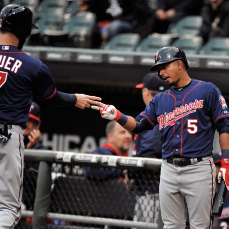 Eduardo Escobar duplicó pero no evitó revés de Mellizos