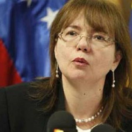 2 embajadora de venezuela en ecuador