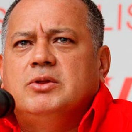 Cabello: Presidente Maduro no va a renunciar