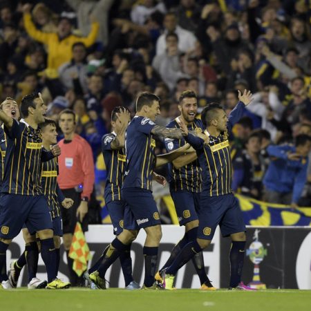 Rosario vence a Atlético Nacional por la mínima