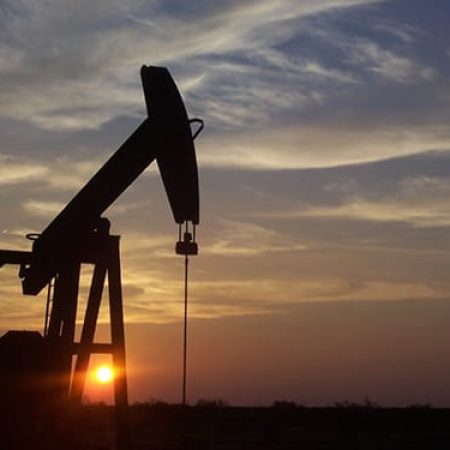 Petróleo venezolano pierde 2,77 dólares y cierra en 34,46 el barril