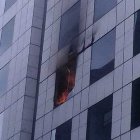 20 personas evacuadas tras incendio en embajada de Venezuela en Bogotá