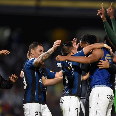 Independiente del Valle vence a Pumas y avanza a semifinales
