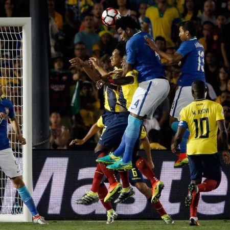 Brasil y Ecuador firmaron tablas