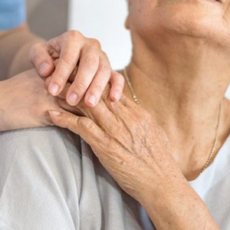 El alzheimer es una de las enfermedades neurodegenerativas que más preocupa en las sociedades actuales (Foto Referencial)