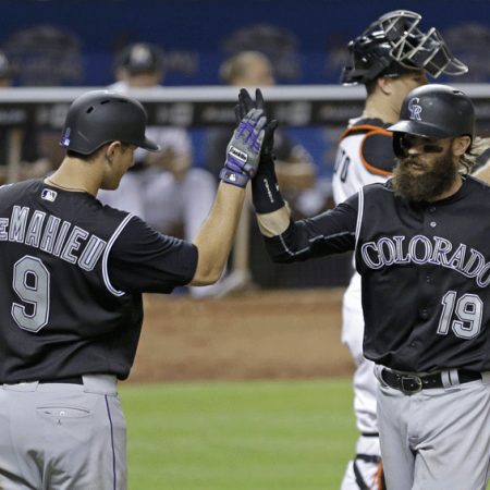 Reynolds guió a Rockies en festival de jonrones ante Marlins