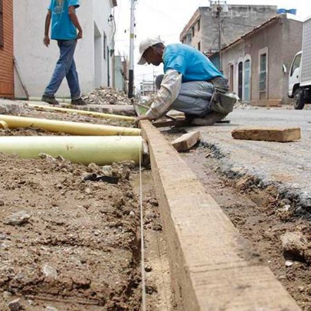 Alcaldía de Valencia construirá aceras y brocales en Candelaria Sur