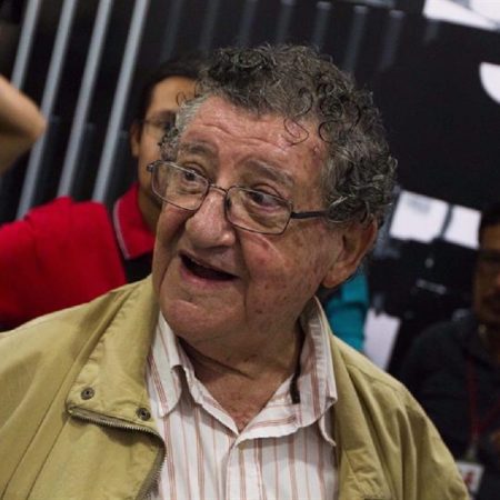Dramaturgo y cineasta Román Chalbaud recibió homenaje póstumo en el Teatro Nacional