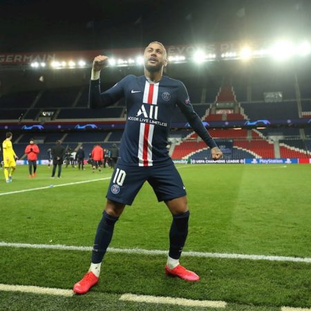 Neymar celebrando la victoria del PSG ante el Borussia Dortmund. / Foto archivo