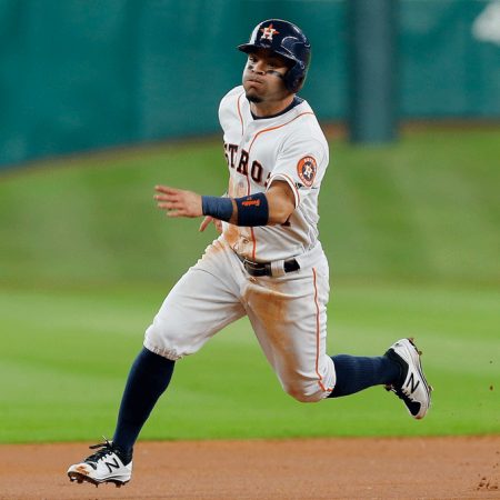 Altuve sigue encendido pero Astros salió derrotado