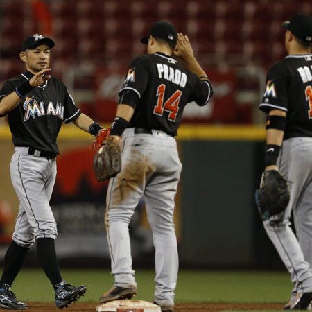 Prado apoyó triunfo de Marlins con tres cohetes e impulsada
