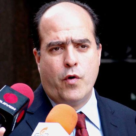 Borges y paralización del 20%: Maduro abandonó la Constitución