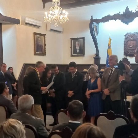 Rectora Jessy Divo: "Los 20 años que acumula la Filuc nos hacen sentir muy orgullosos"