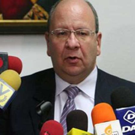 Díaz: Poder Electoral alargó el período de los actuales gobernadores