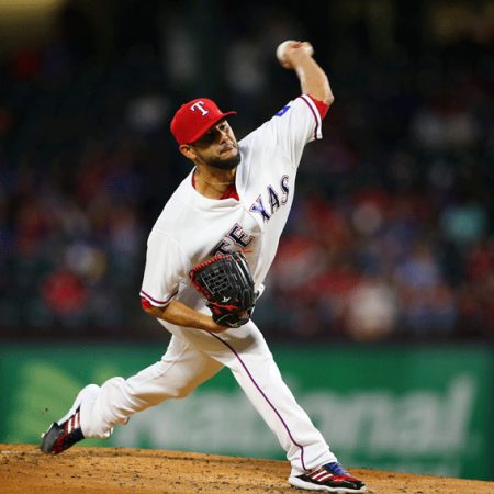 Milwaukee apaleó a Texas y a Martín Pérez