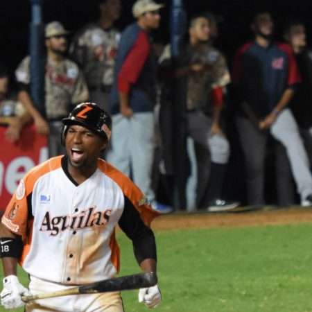 Jonathan Herrera dejó en el terreno a los Tigres
