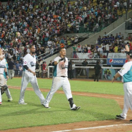 Bravos sigue de buena racha en su casa