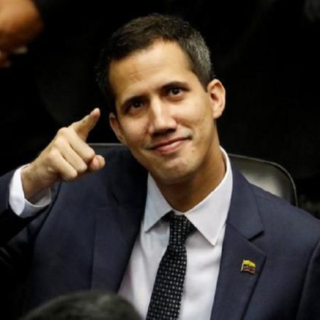 47034588_303-guaido