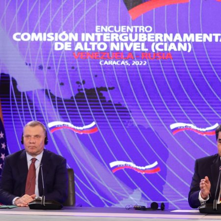 Maduro ratifica “el camino de una poderosa cooperación militar con Rusia”
