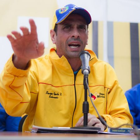 Capriles llamó a marchar este miércoles pese a medida del TSJ