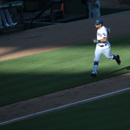 Rougned Odor llegó a 13 jonrones