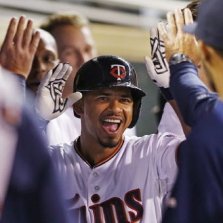 Eduardo Escobar guió el triunfo con jonrón