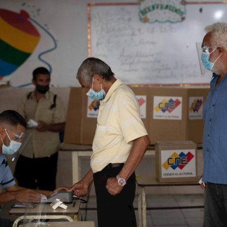 Latinoamérica, entre la expectación electoral y el miedo a la COVID