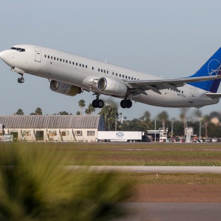 EE.UU. fletó el primer vuelo de repatriación de venezolanos tras reinstaurar esta práctica