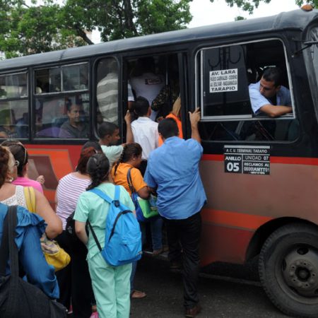 Pasaje urbano aumentará a Bs 40 en Caracas a partir del lunes