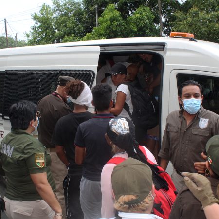 Disuelta quinta caravana migrante en sureste de México tras seis horas de recorrido