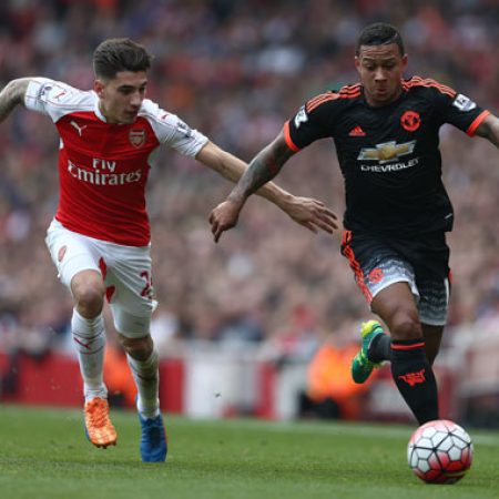 Arsenal fulmina al Manchester United con un doblete de Alexis Sánchez