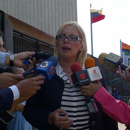 Piden medida humanitaria para iraní-venezolano detenido en el Sebin