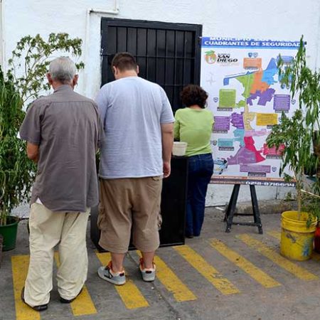 3 detenidos por posesión de plantas de presunta droga en San Diego