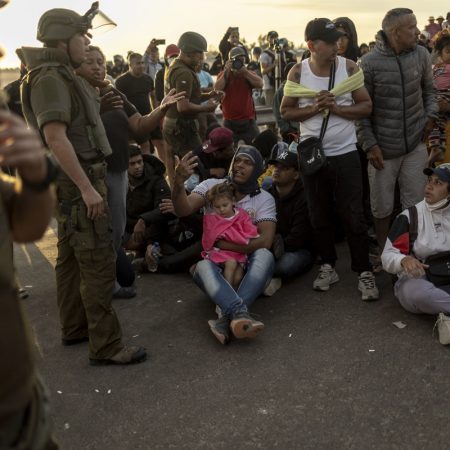 Gobierno chileno confirma conversaciones para repatriar a migrantes venezolanos varados