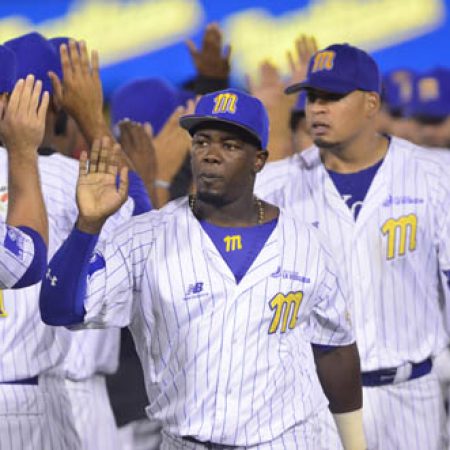 Equipos del béisbol venezolano juegan en Miami