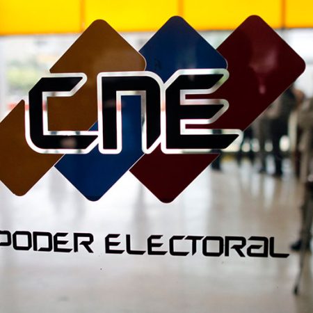 Partidos podrán acreditar a 10 invitados internacionales para elecciones