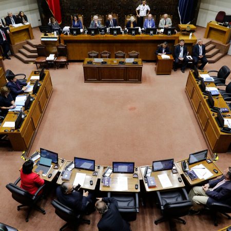 Senado chileno aprueba reforma que habilita nuevo proceso constituyente