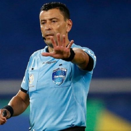 Roberto Tobara será el árbitro en el encuentro Brasil-Colombia en São Paulo el 11 de noviembre. Foto cortesía