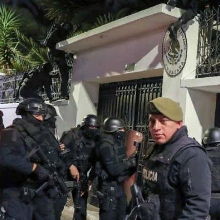 Asalto a la Embajada de México en Ecuador/ Foto Globovisión