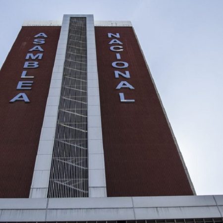 Asamblea Nacional oficialista capacita a su personal en derechos de la mujer e igualdad de género