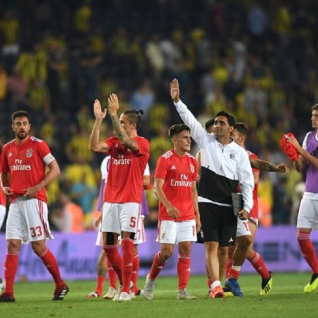 En Estambul, el Benfica selló su pase. Tras ganar en Lisboa en la ida (1-0) consiguió un empate (1-1) en el choque de vuelta/Foto: AFP