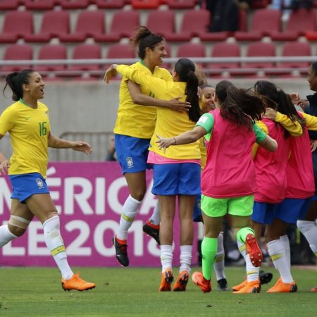 La Canarinha acaricia un título tras superar con autoridad a las argentinas./Foto: EFE