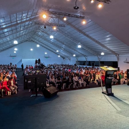Candidato presidencial Javier Bertucci sostuvo un encuentro con líderes y representantes de la comunidad cristiana en el estado Táchira