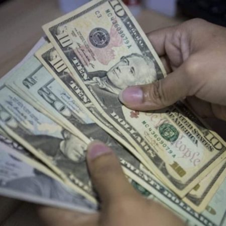 dólar