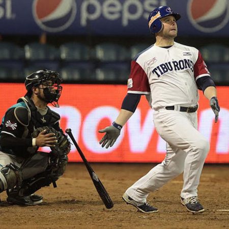 Brian Burgamy fue la bujía del segundo juego/ Foto: LVBP.com