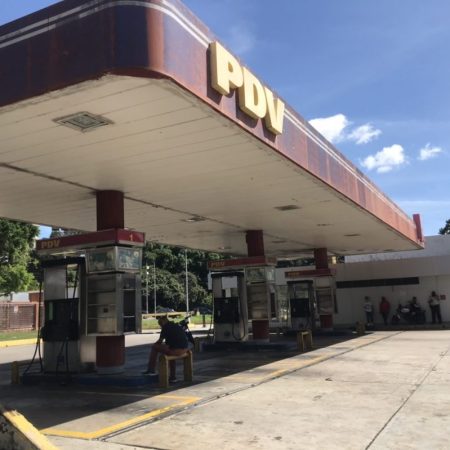 Gasolina cola subsidiada estaciones