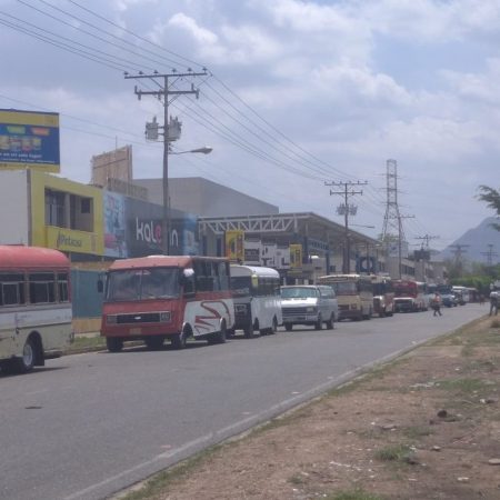 transportistas “Necesitamos que surtan tanque completo”: La exigencia de los transportistas