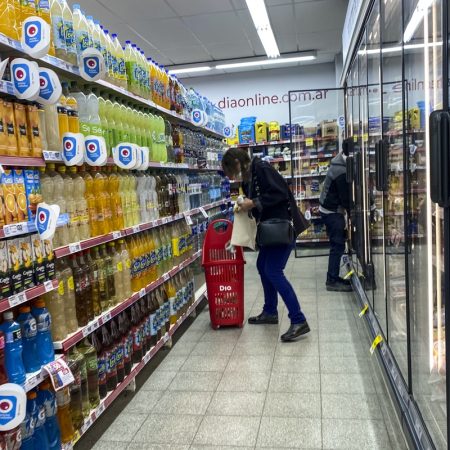 Se requieren 28,3 salarios mínimos para que una familia cubra sus gastos de alimentación