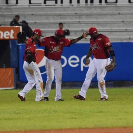 Los "Pájaros Rojos" sumaron su quinto triunfo consecutivo para ubicarse en la cima/Foto: @CardenalesDice