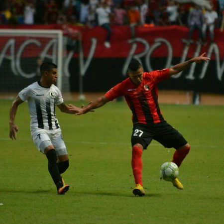 Lara y Zamora salieron tablas en el partido de ida de la final absoluta/Foto: @DeportivoLara